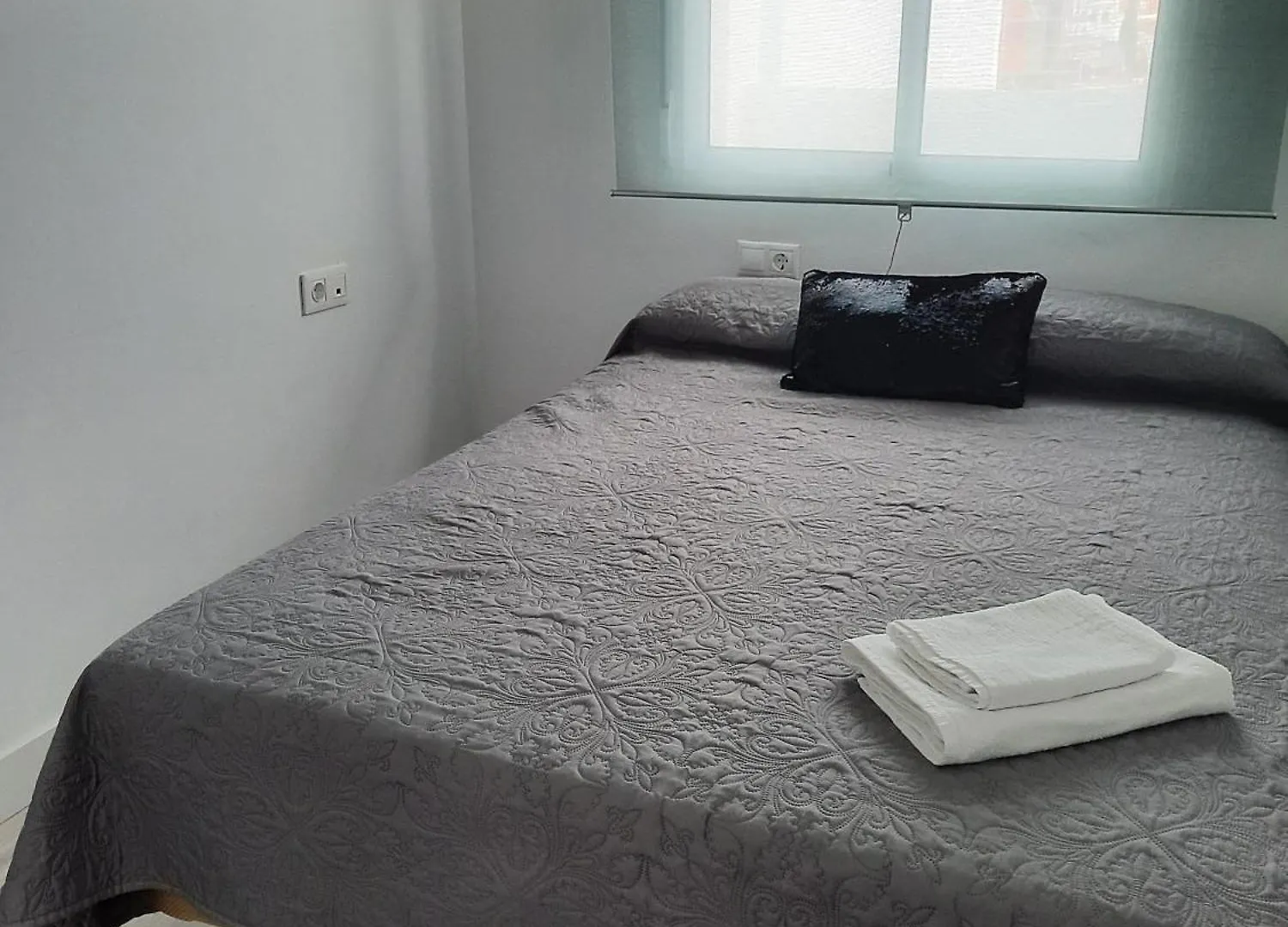 Atico Centro Huelva Con Parking Apartment 0*,